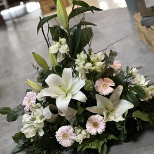 Gerbes de pied de cercueil tons Blancs & Roses